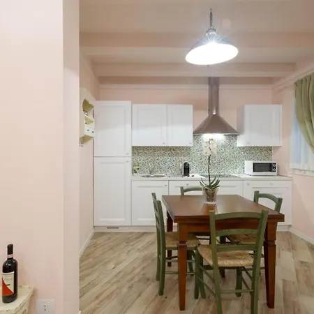 Rosa In Der Toskana By Interhome Daire